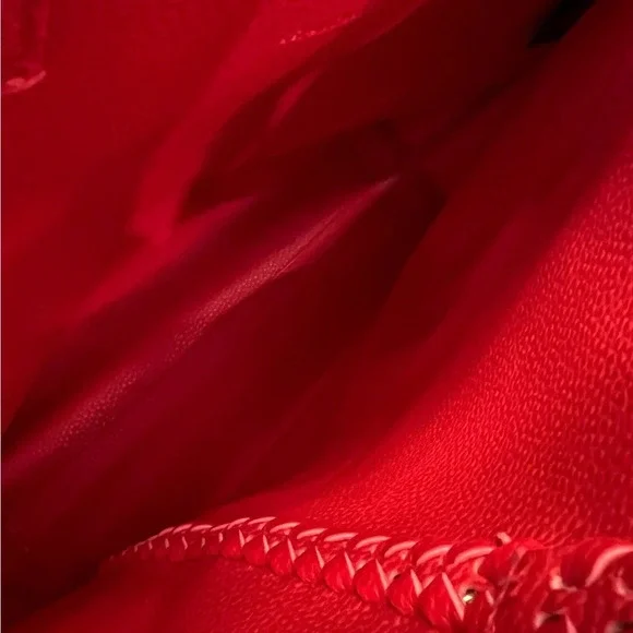 Badgley Mischka Red Tote Bag Vegan Leather Chain Linked With Brand Charms - Picture 3 of 6